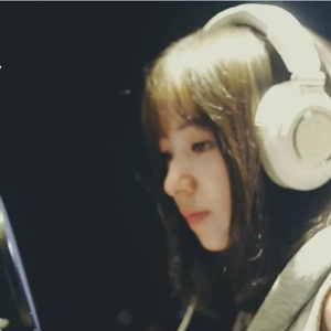 男女亲吻性视频
