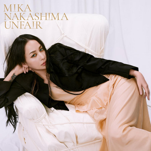 男女亲吻性视频
